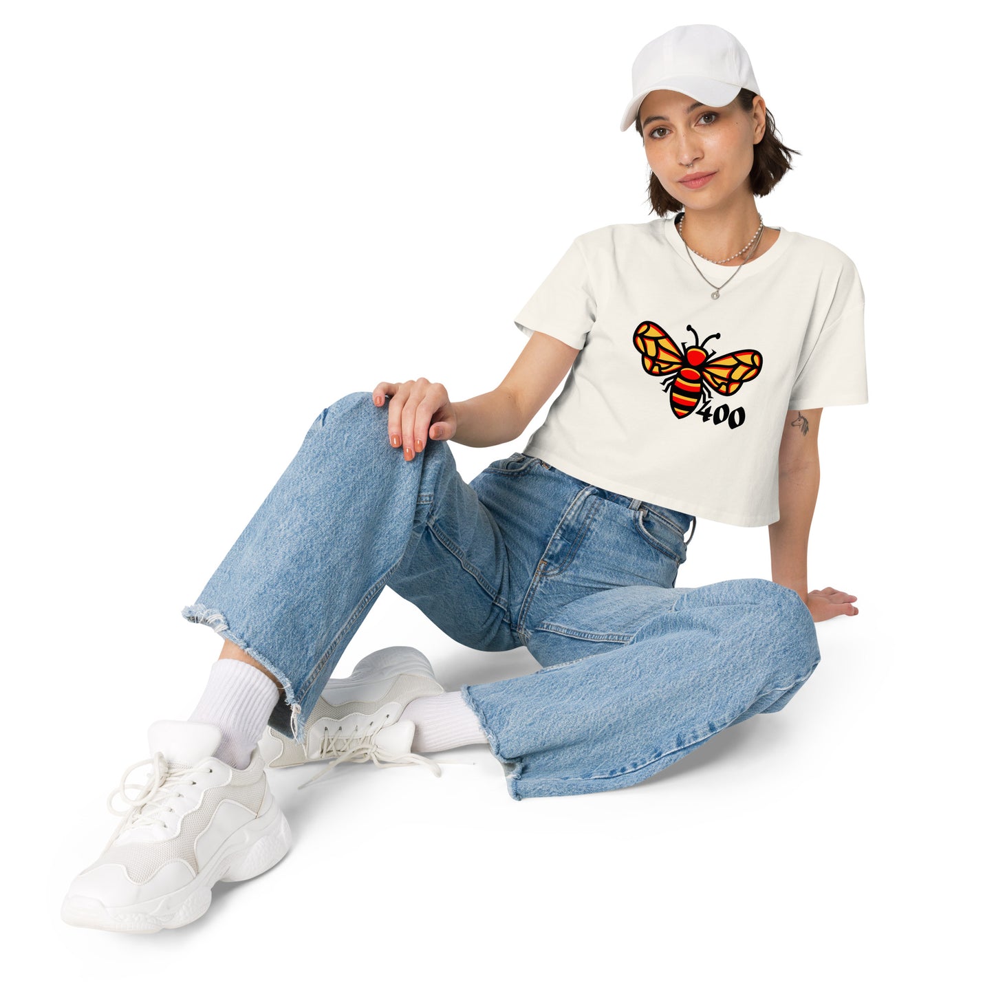 BEIGE & WHITE 400 x YG HIVE BUMBLE BEE CROPPED TEE