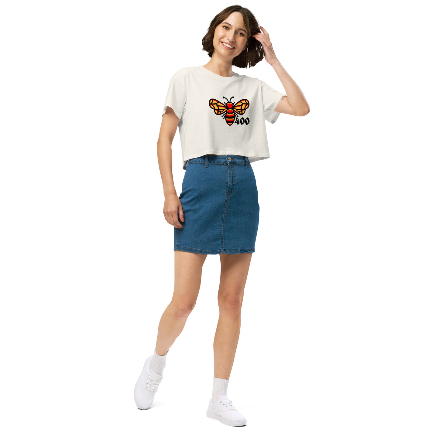 BEIGE & WHITE 400 x YG HIVE BUMBLE BEE CROPPED TEE